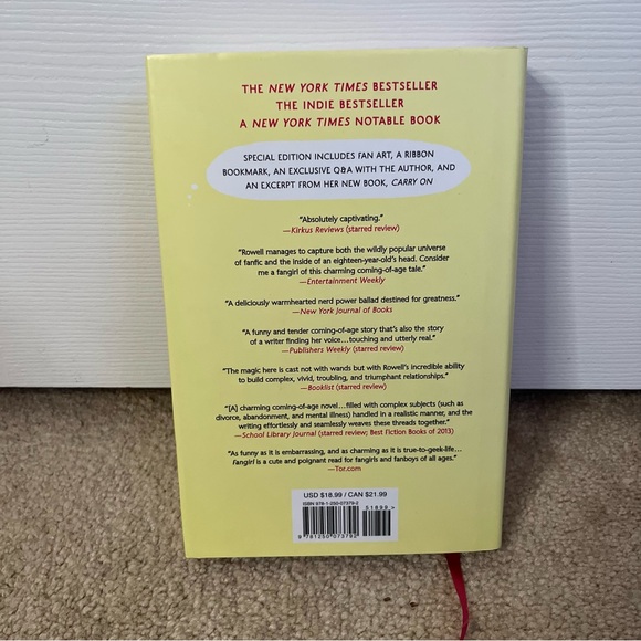 fan girl by rainbow rowel- book (collectors edition) - Picture 2 of 2